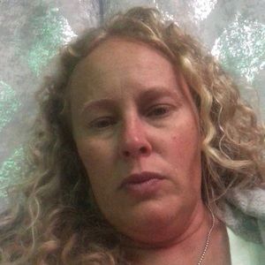 Meet your Posher, Carlyne